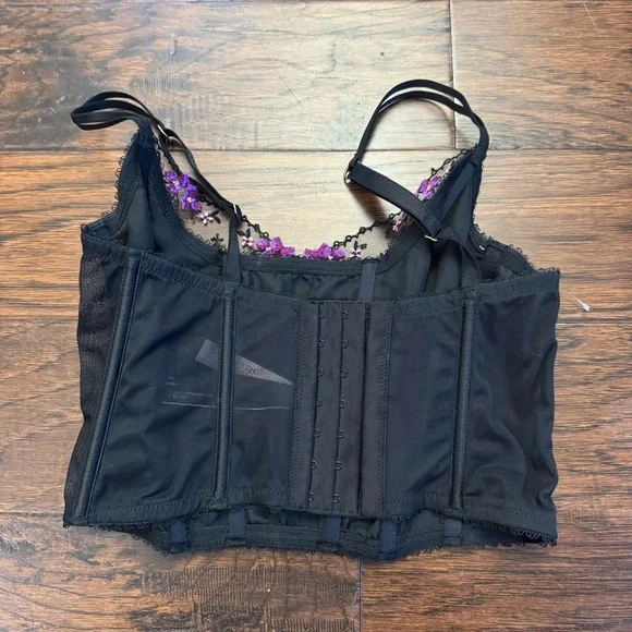 Victoria’s Secret (NWT) Very sexy floral embroidered corset lingerie top - Picture 6 of 8